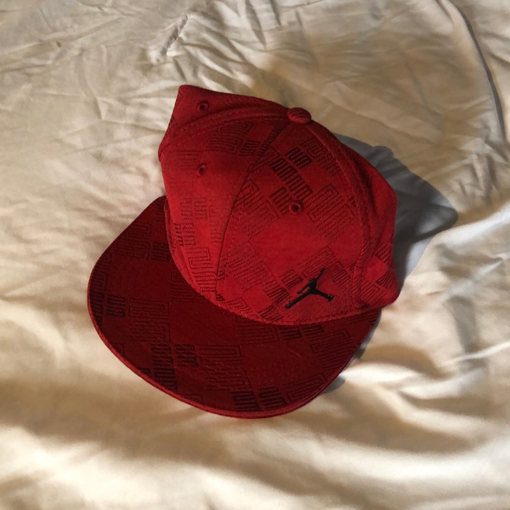 Boys adjustable Jordan baseball cap - red